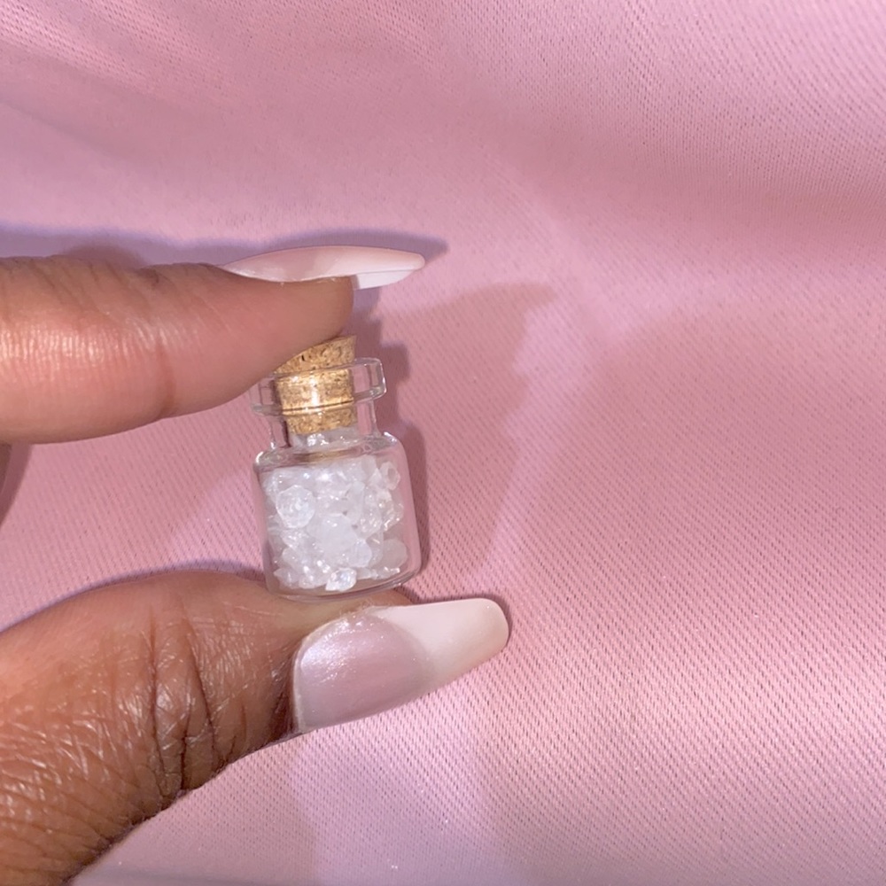 🌙BUNDLE ONLY🌙 Mini clear quartz cork jar